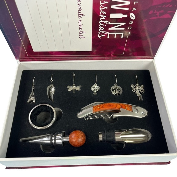 LazBoy Wine Essentials Gift Set - Picture 6 of 6
